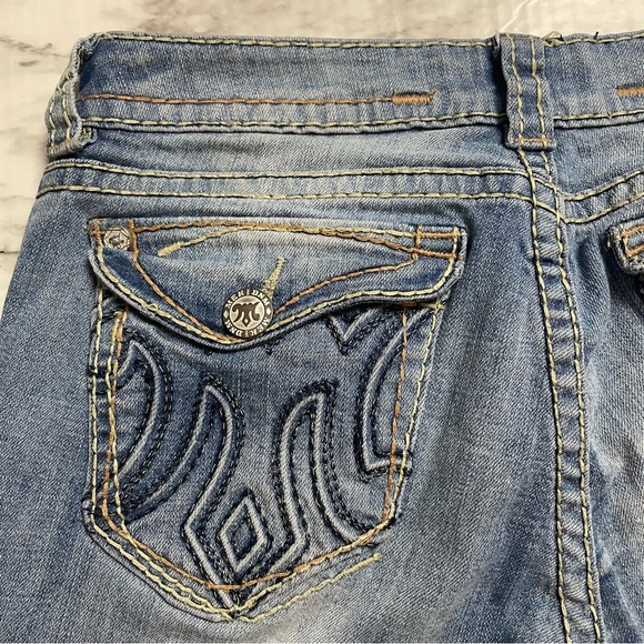 Buckle MEK Denim Jeans - Picture 6 of 10